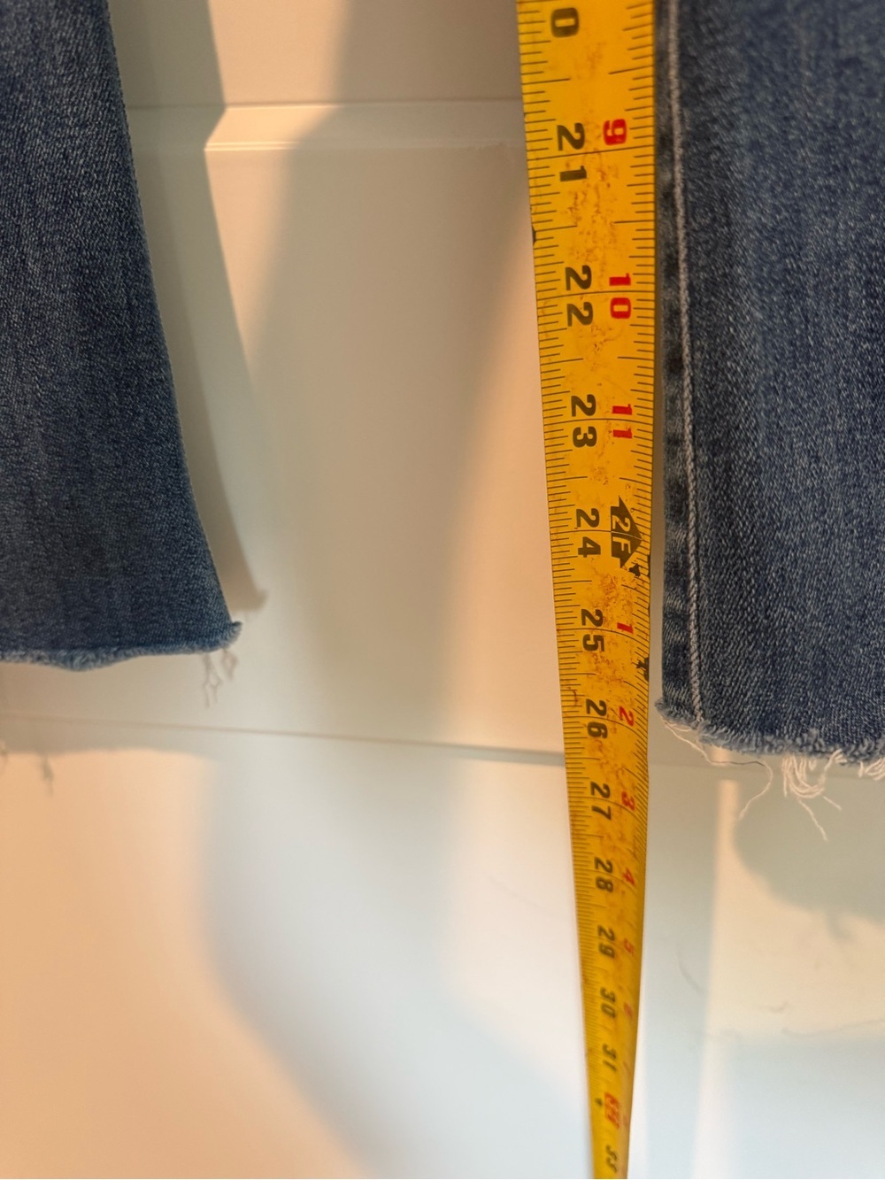 MOTHER The Hustler Ankle Chew Distressed Flare Jeans Size 25 - Picture 8 of 11